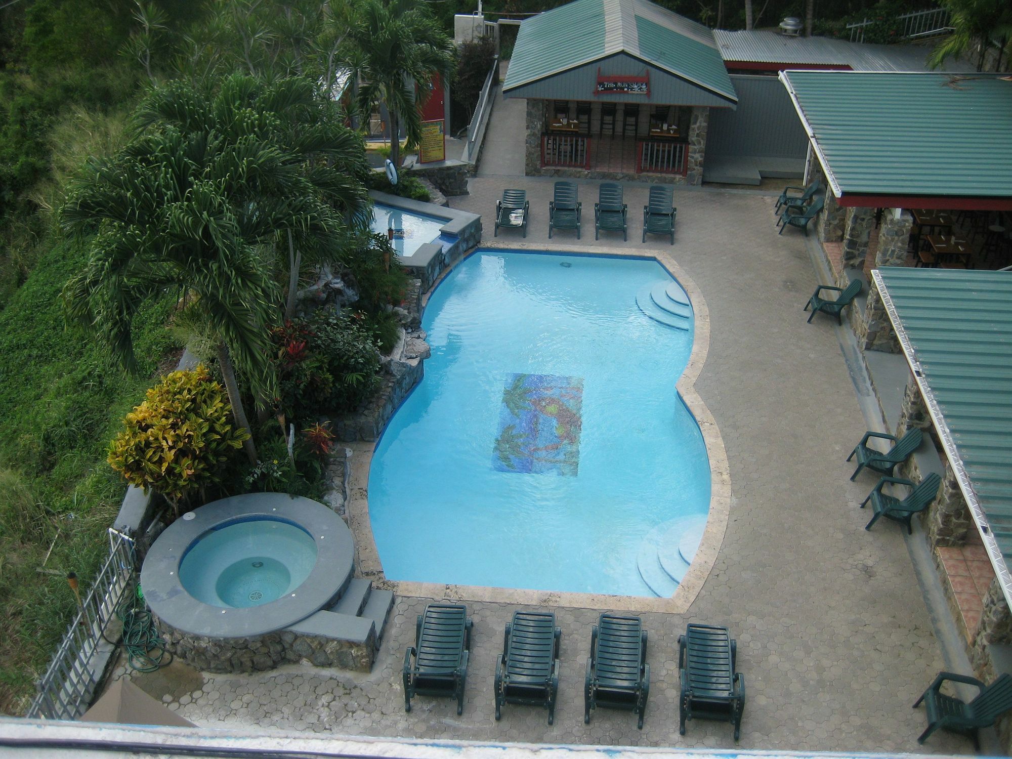 Lazy Parrot Inn & Mini Resort Rincon Exterior photo